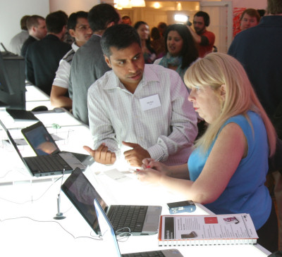 Jacqueline Emigh speaks to Dell Product Marketing Manager D. K. Ray about the Inspiron 10v, at a press event in New York City, May 12, 2009.