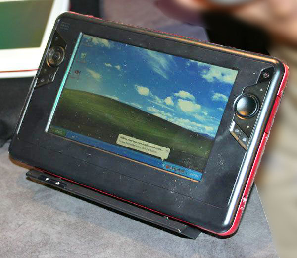 An early prototype Origami UMPC device running Windows XP, believed to have been manufactured by Samsung.  [Photo credit: Wolfgang Gruener for TG Daily, 2006]